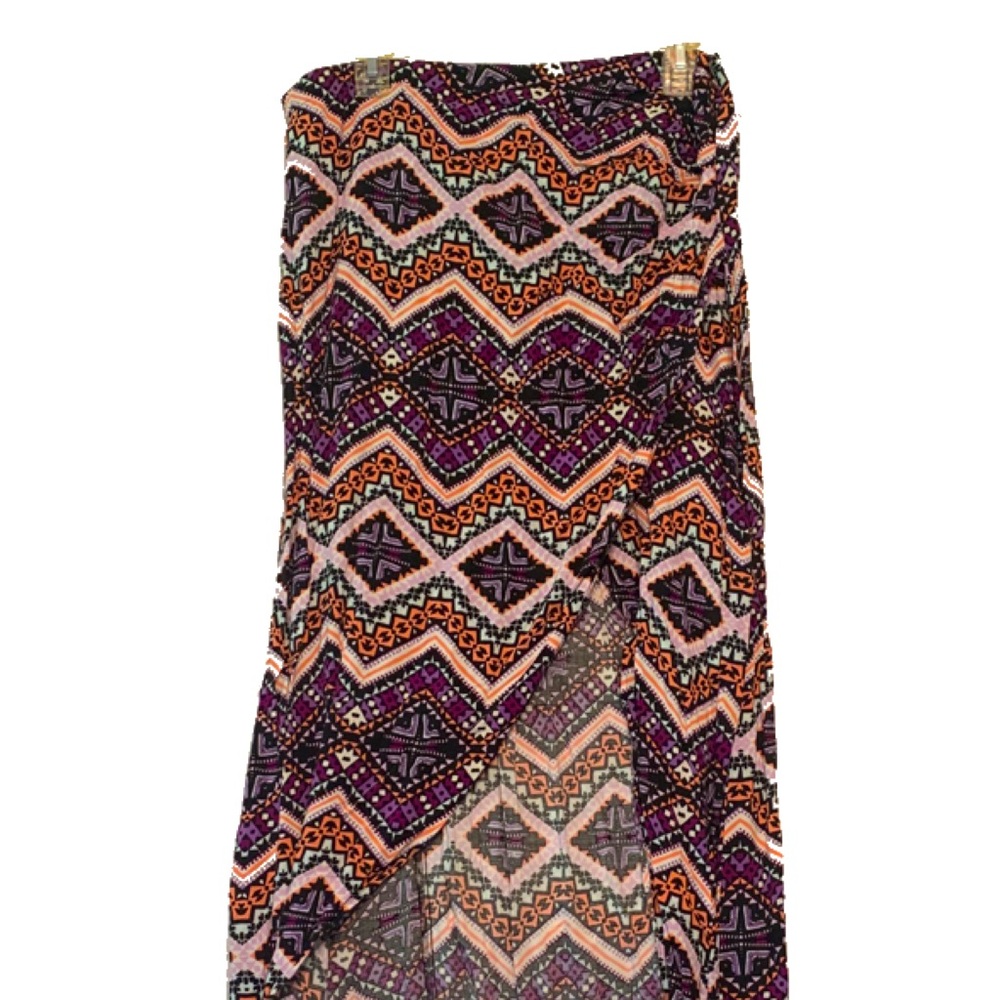 Express Size L Aztec Print Thigh Slit Maxi Skirt